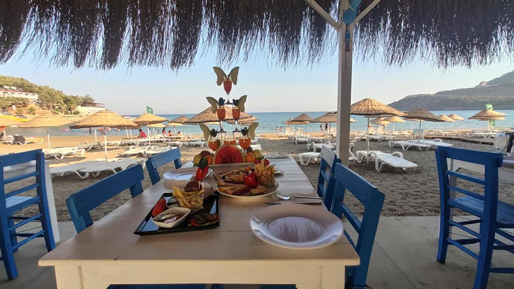 Kupala Beach Hotel Ovacık Dış mekan fotoğraf